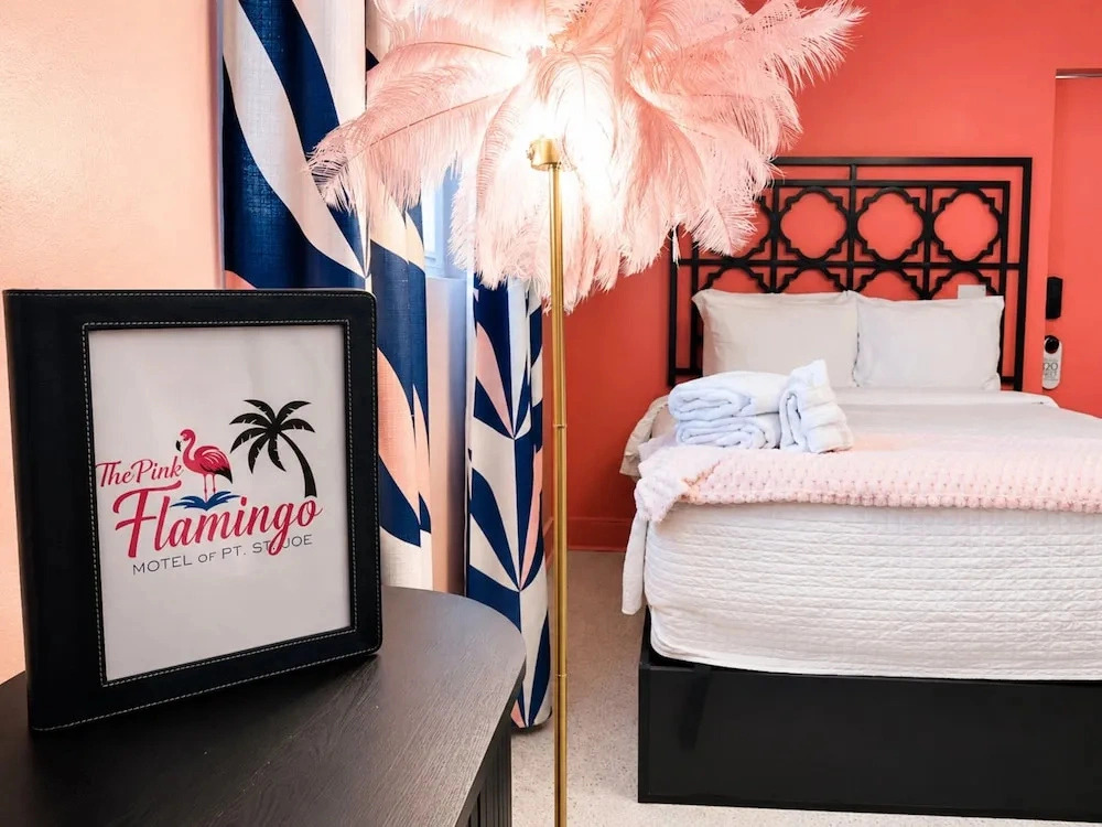 The Pink Flamingo