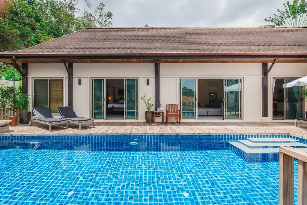 Ivory Pool Villa in Nai Harn Villa