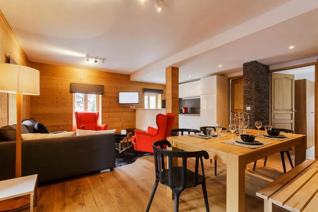 Appartement Chic En Pied de Pistes En Plein Centre de Station
