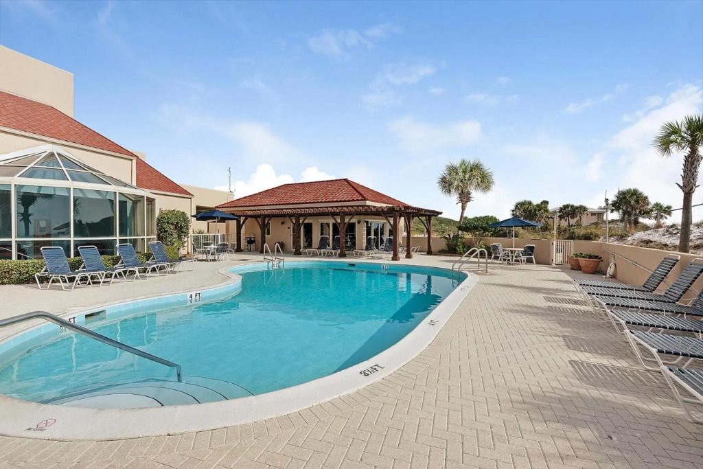 Beach Manor 0812