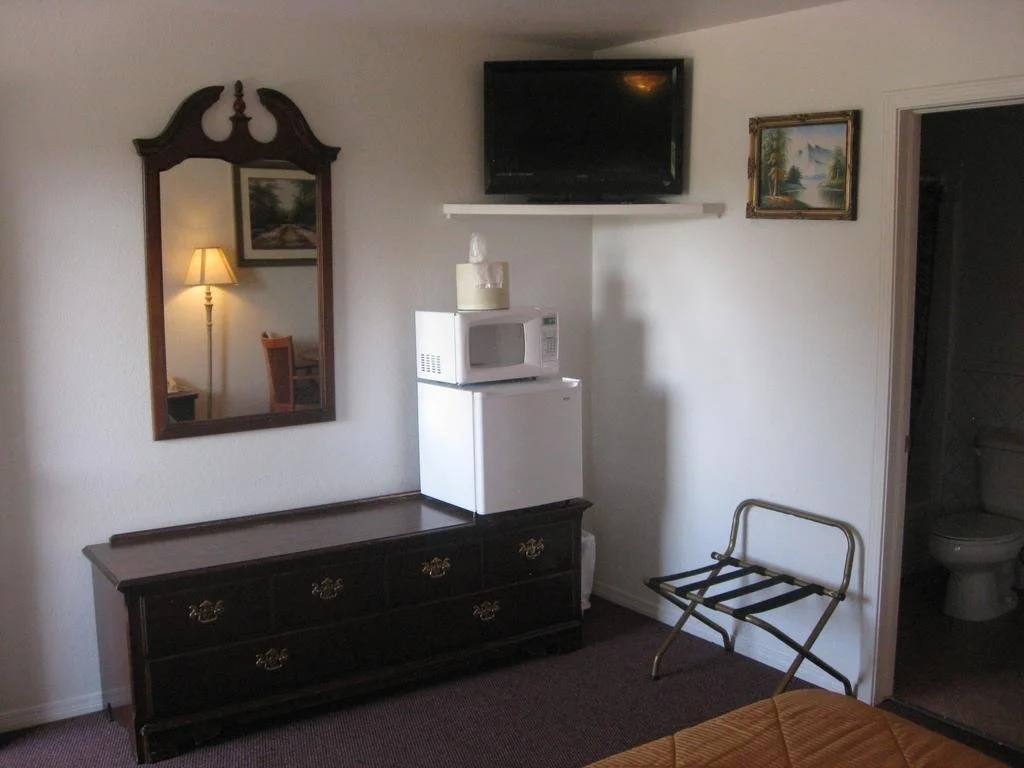 Balanced Rock Inn