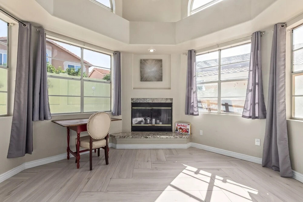 Redmont Mesa 3 Bedroom Home by Redawning