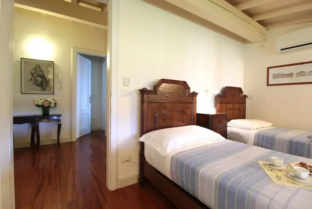 Calicantus Verona Pool Wifi