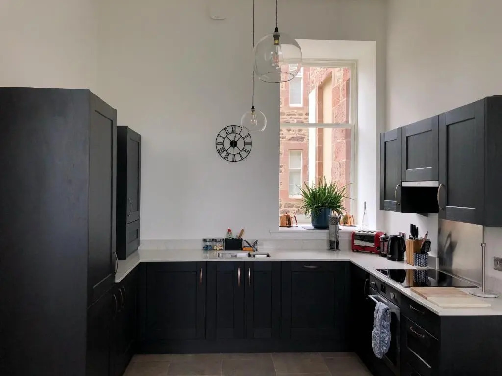 Great Glen Town House
