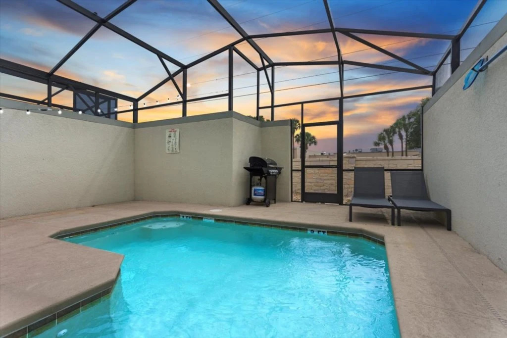 5 Bedroom 4 Bathroom Storey Lake 5007 Wa