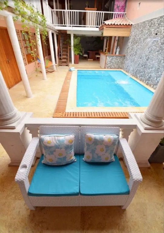 7ca2-1 House in Getsemani de Cartagena With Pisici7ca2-1 House in Getsemani de C