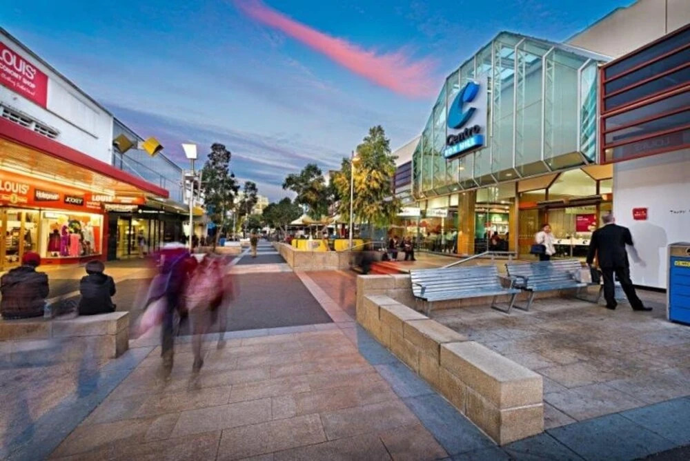 Roomerang at Massey St