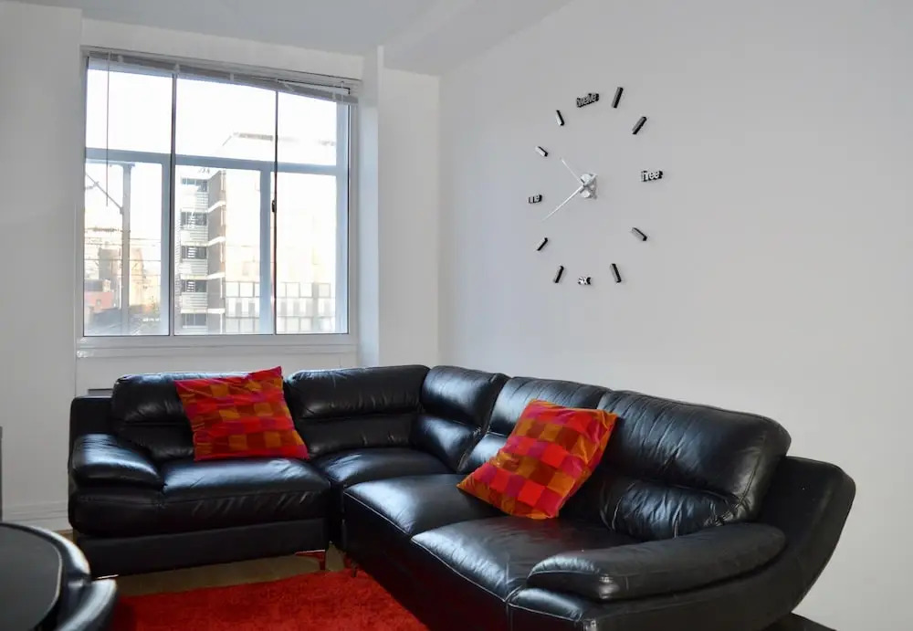 Spacious 3 Bedroom Apartment in Manchester