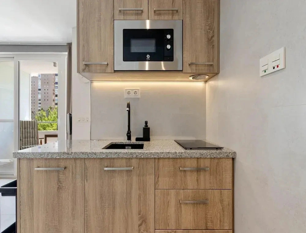 Sunny Apartment Near Playamar Beach