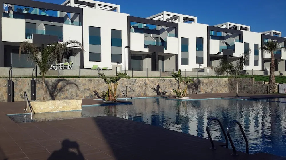 Apartment With 2 Bedrooms in Punta Prima, With Pool Access, Furnished