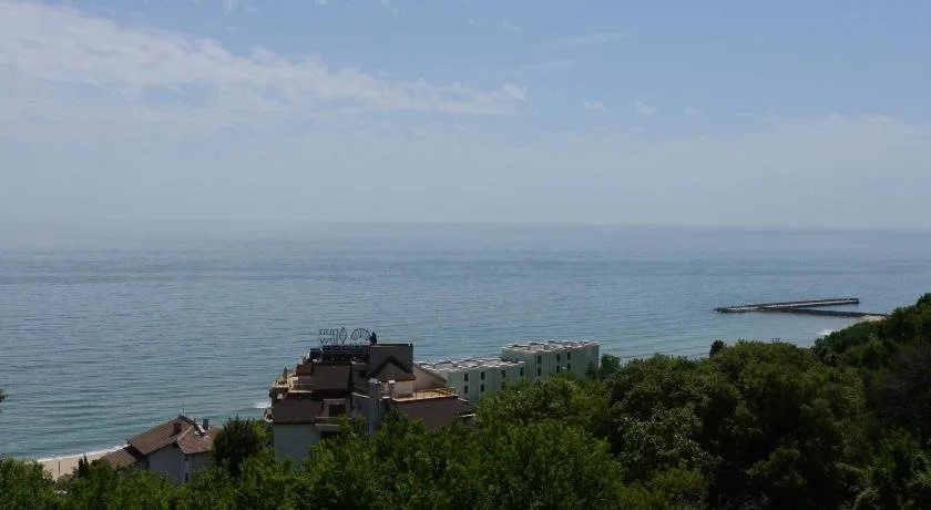 Hotel Rai