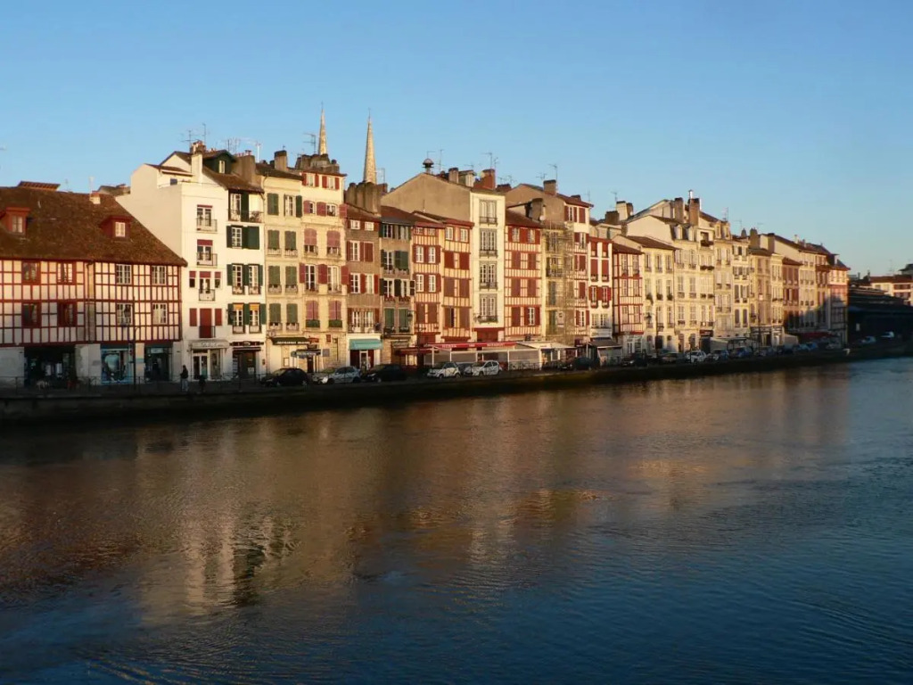 B&B HOTEL Bayonne