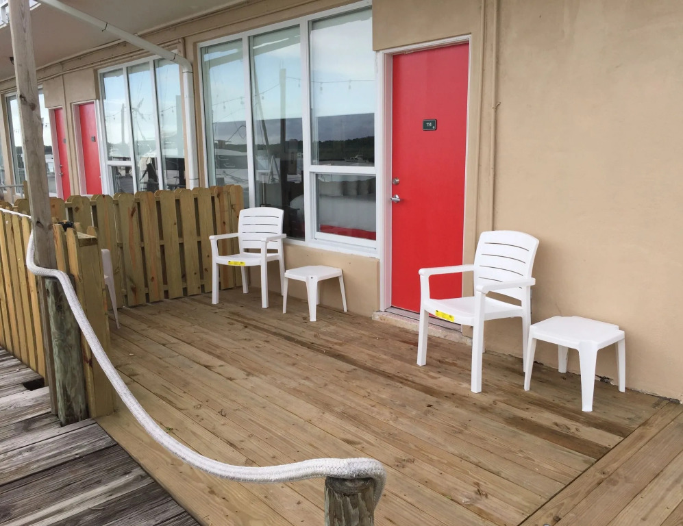 Gilberts Resort & Marina
