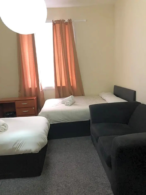 Renfrew rooms at City Centre