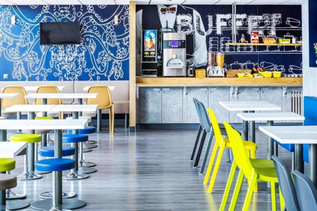 Ibis Budget Fréjus St Raphaël centre plages gare TGV