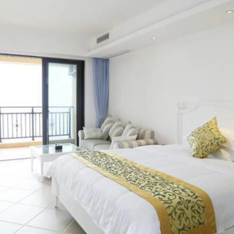 Fenghuang Shanshui Hongwan Sea View Holiday Hotel