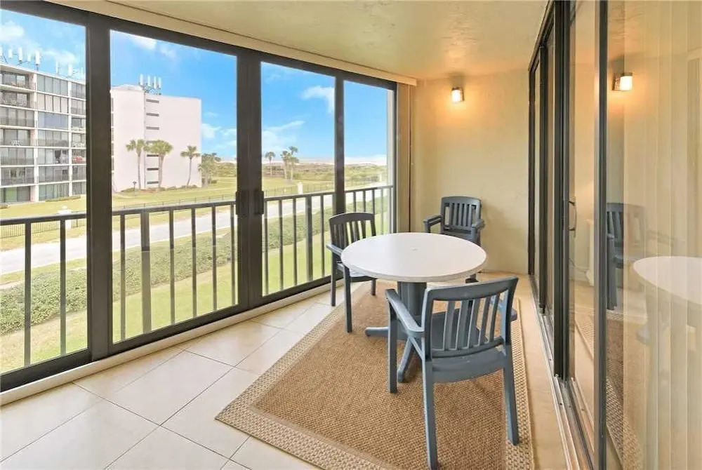 Captains Quarters 218 - Two Bedroom Condo