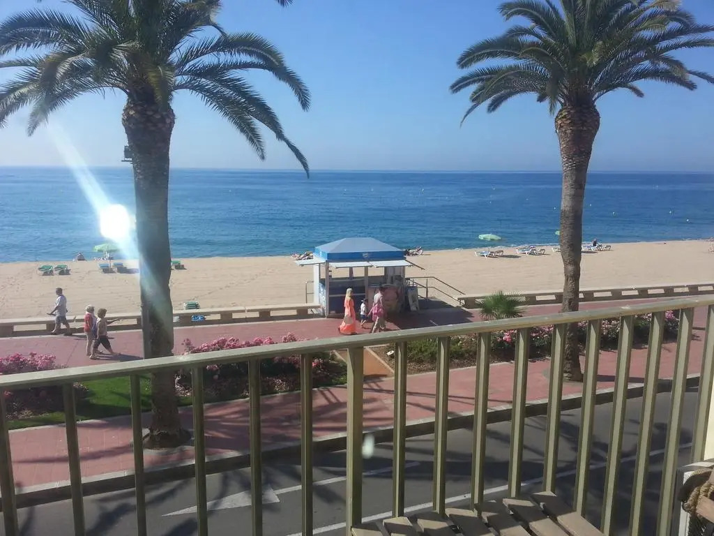 Lloret Paradise Apartments