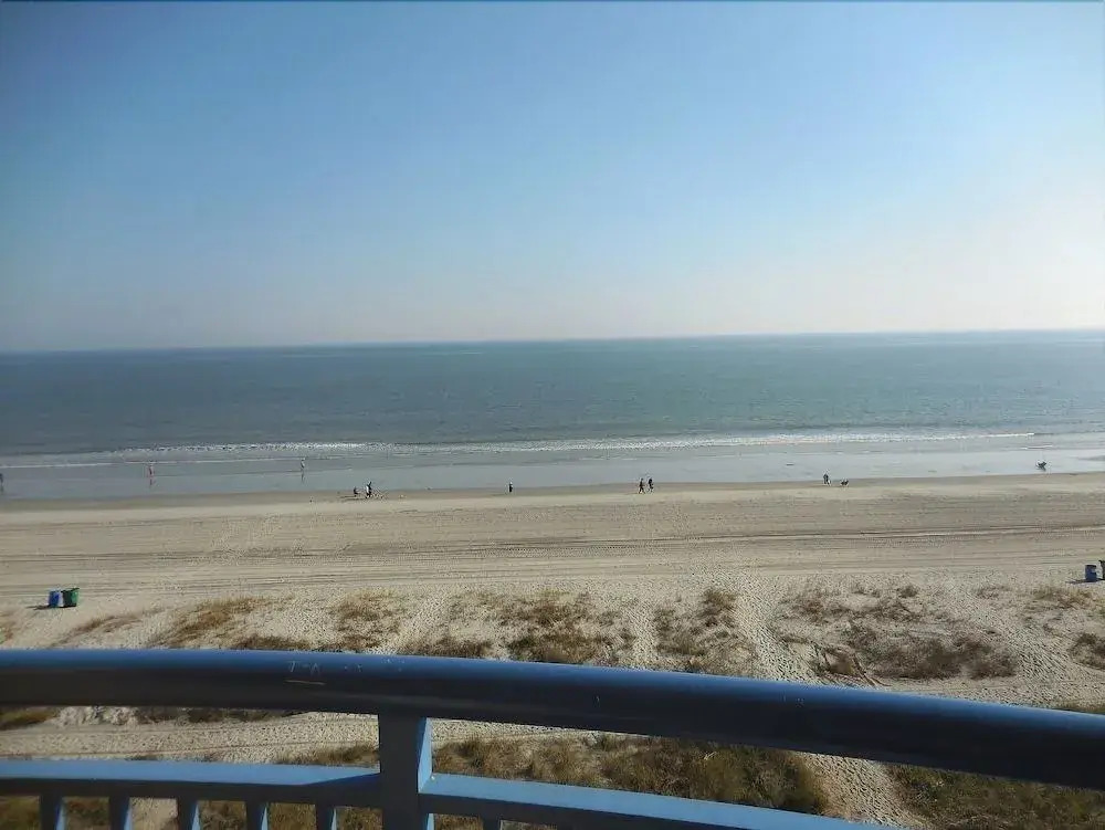 Atlantica I #502 - 1 Br condo by RedAwning