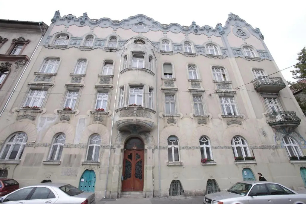 Szenes-House Apartman