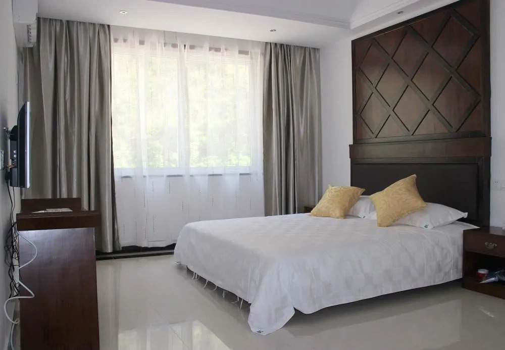 Shilling Resort