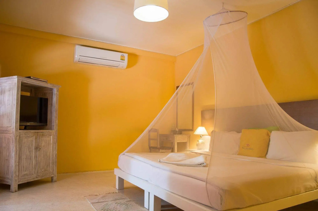 Baan Rajdamnern Huahin