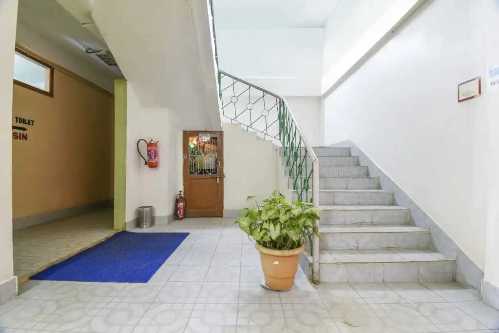 Hotel Parnil Residency