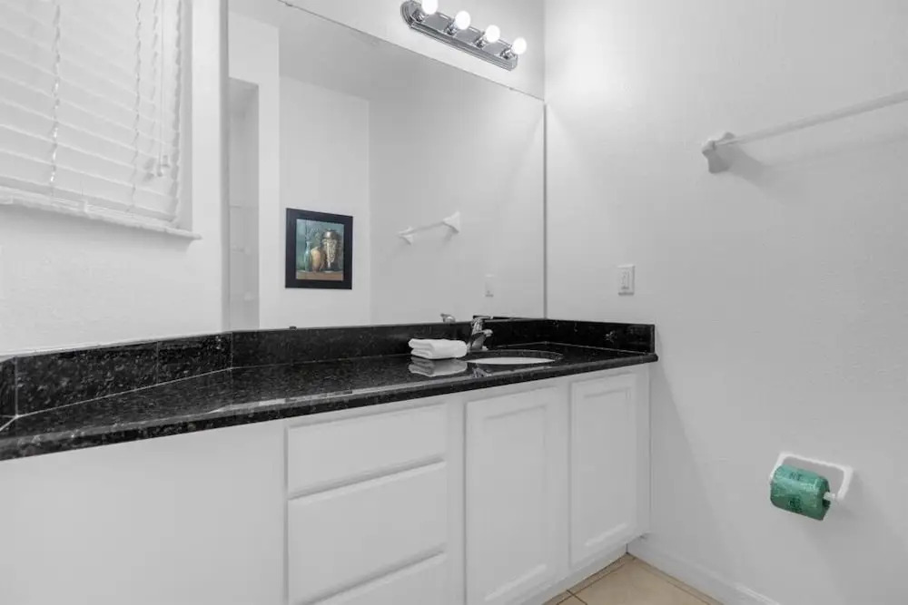 3 Bed/2.5 Bath Perfect Family Home Bunk Beds 3 Bedroom Townhouse by RedAwning