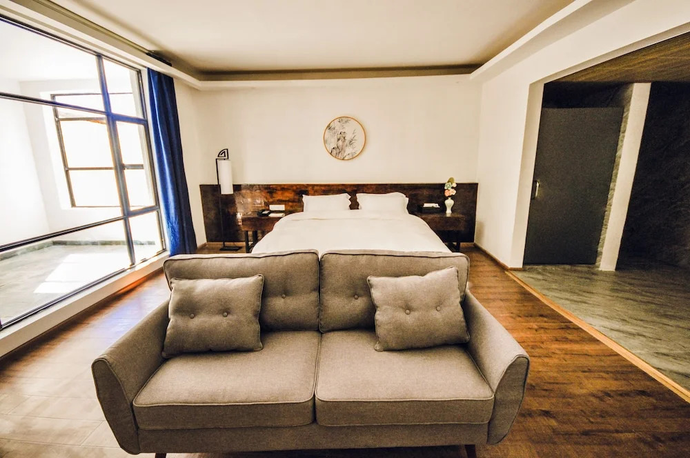 Moonlight Hotel