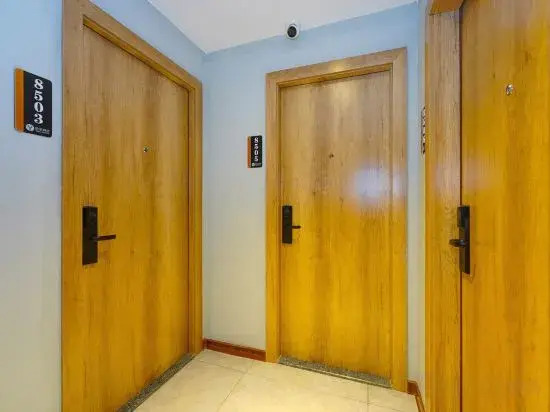 Yijia Hotel