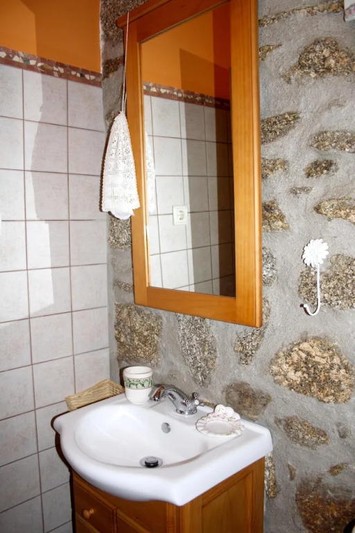 House With 4 Bedrooms in Cota, With Furnished Terrace and Wifi