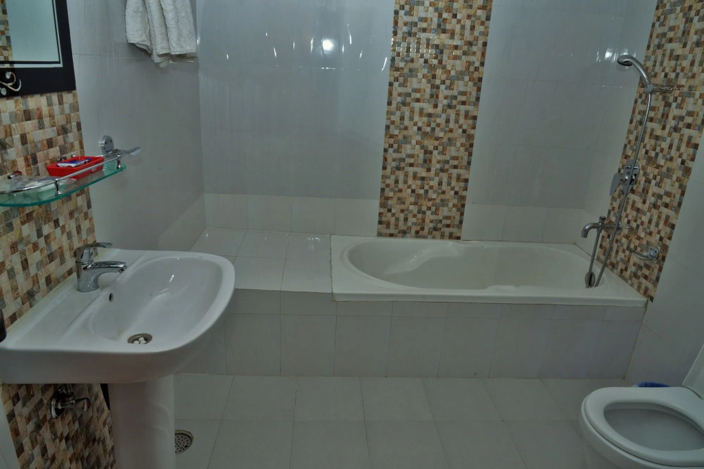 Hotel Peace Plaza