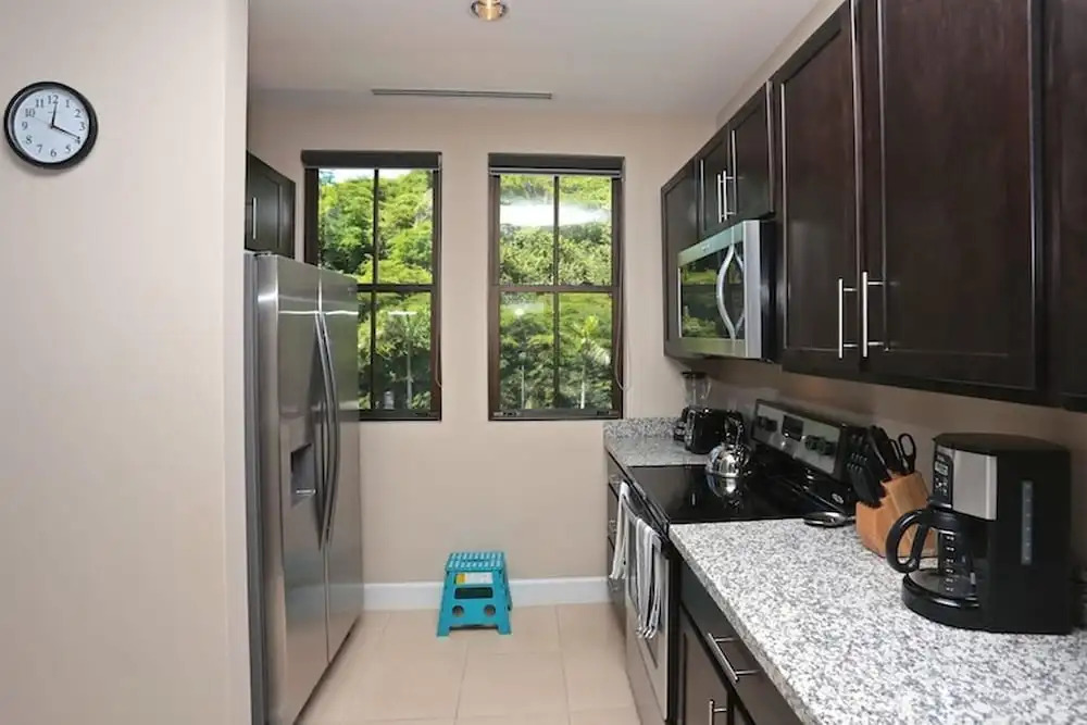 Modern - High-end Luxury Condo at Pacifico L811