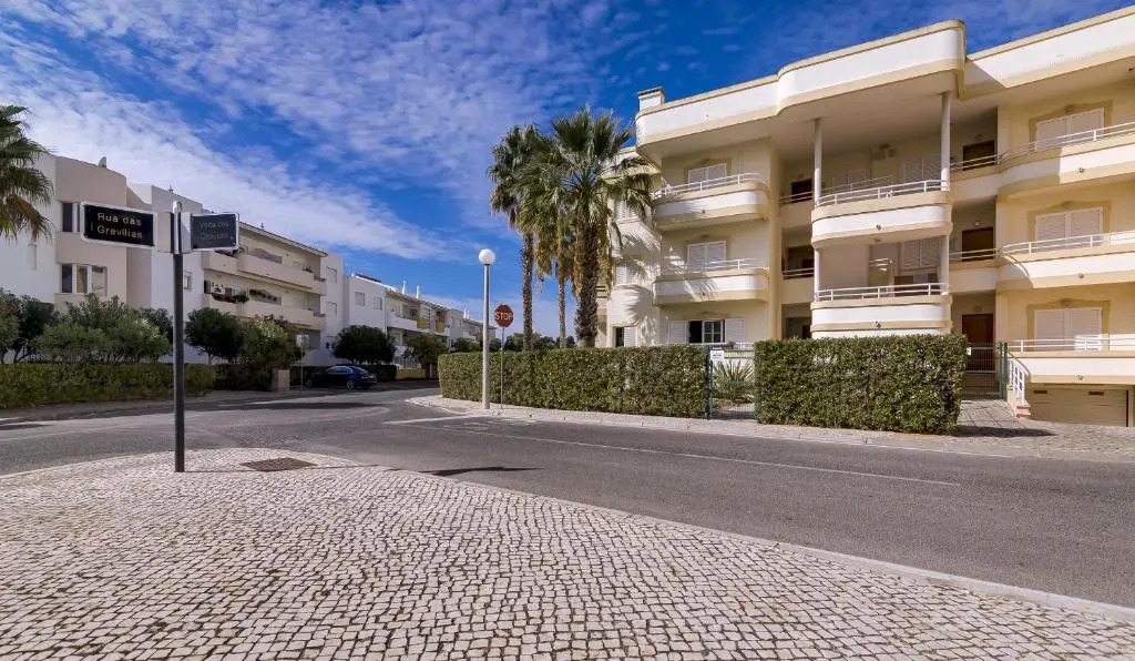 Amazing 1 bedroom apartment near Marina