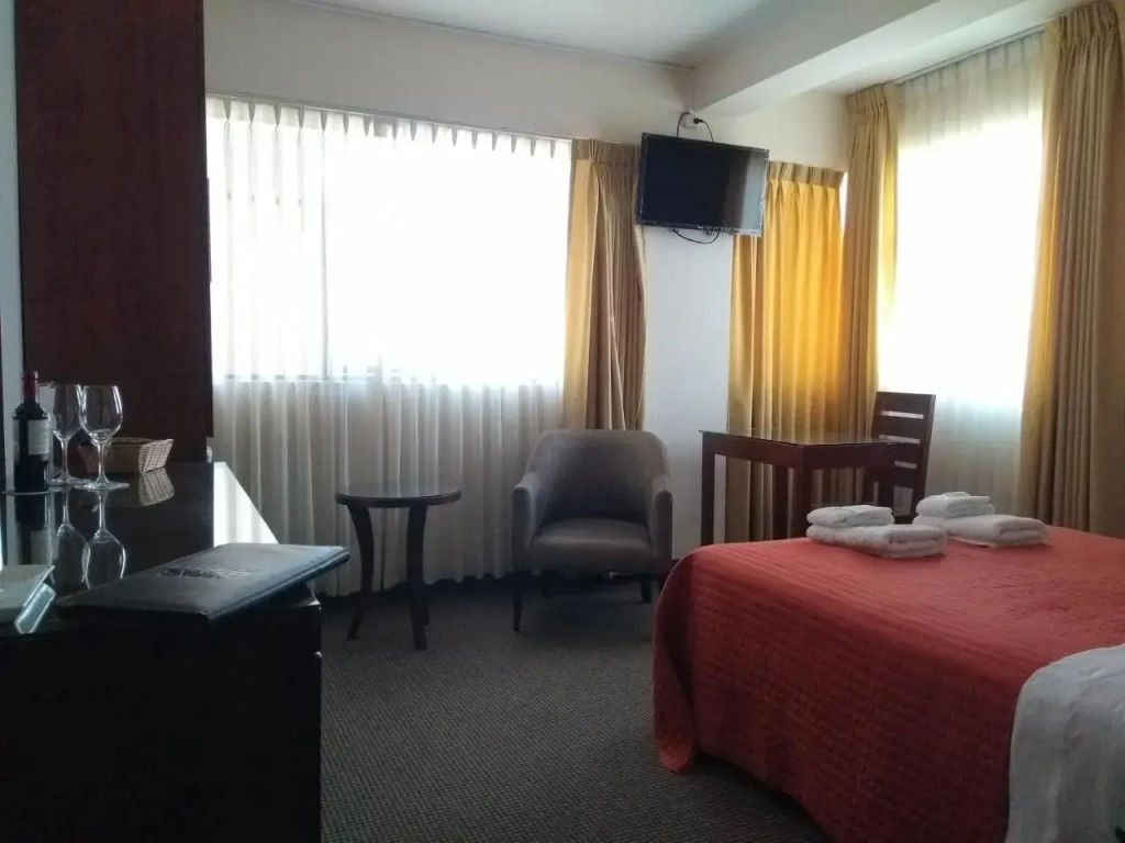 El Puerto Hotel