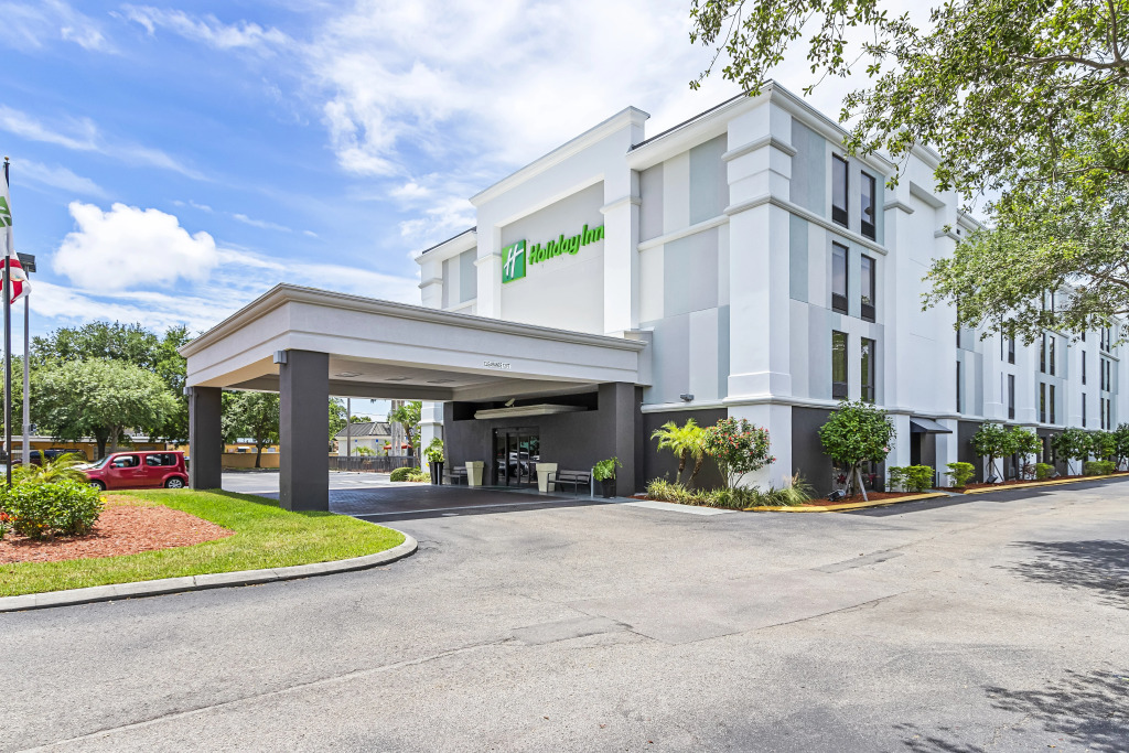 Holiday Inn - St. Petersburg West by IHG