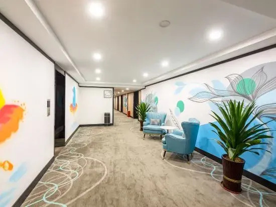 Xi'an Qingya Hotel (Shijiazhuang Railway Station Tatan Shop)