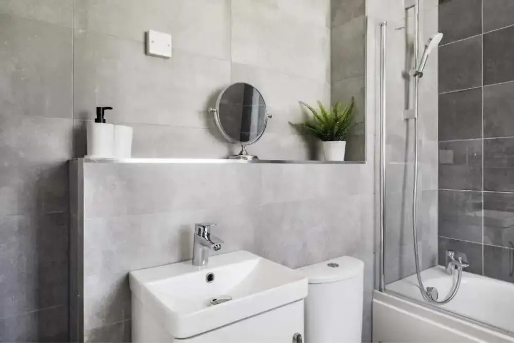 Modern 2bed Apartment-ground Floor-free Parking