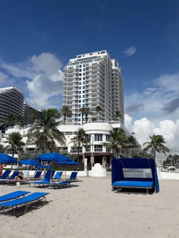 Private Residence At The Fort Lauderdale Beach Resort
