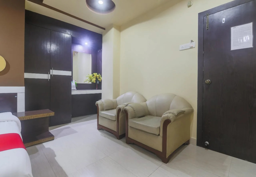 OYO 22098 Hotel Aryan Grand