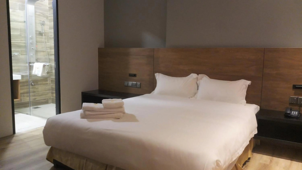 Roxy Hotel Padungan