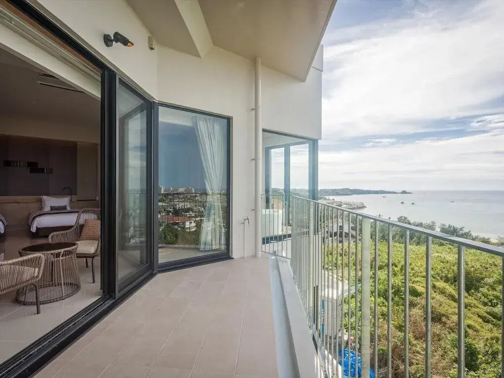 Onna Oceanview suites