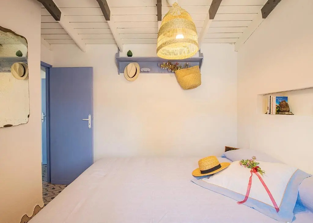 Filicudi Studio Santa Flavia by Sicily in Villas