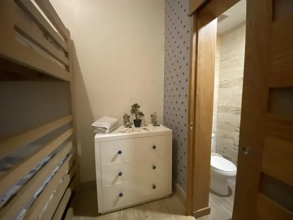 Georgeus 4BR Apartment at Blue Jacktar