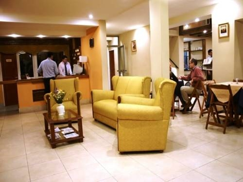 Hotel Plaza Alberdi