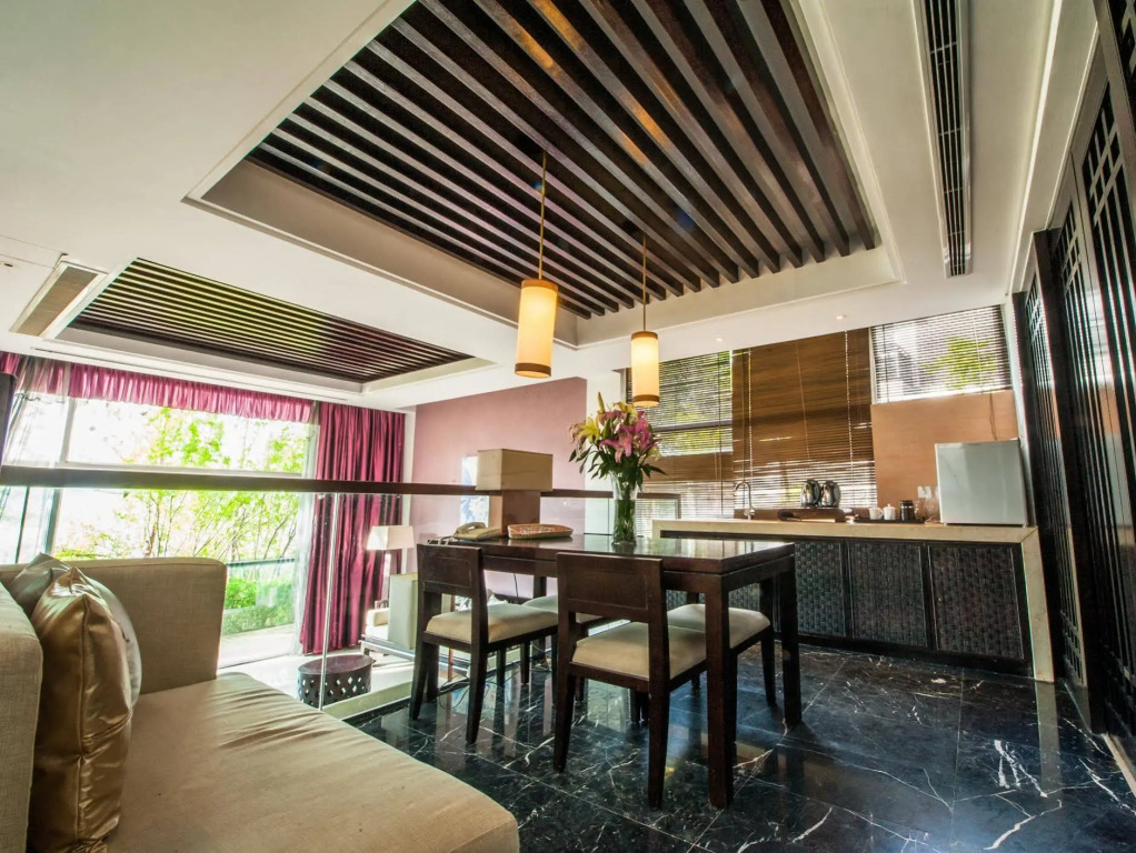 Lijiang Yulong Villa Hotel