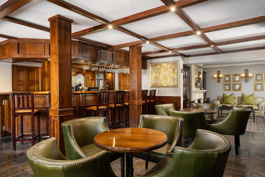 Premier Hotel Falstaff