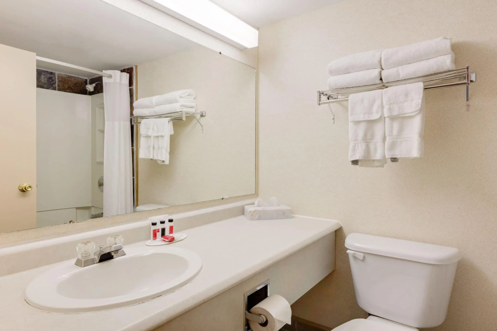 Clarion Resort Pinewood Park