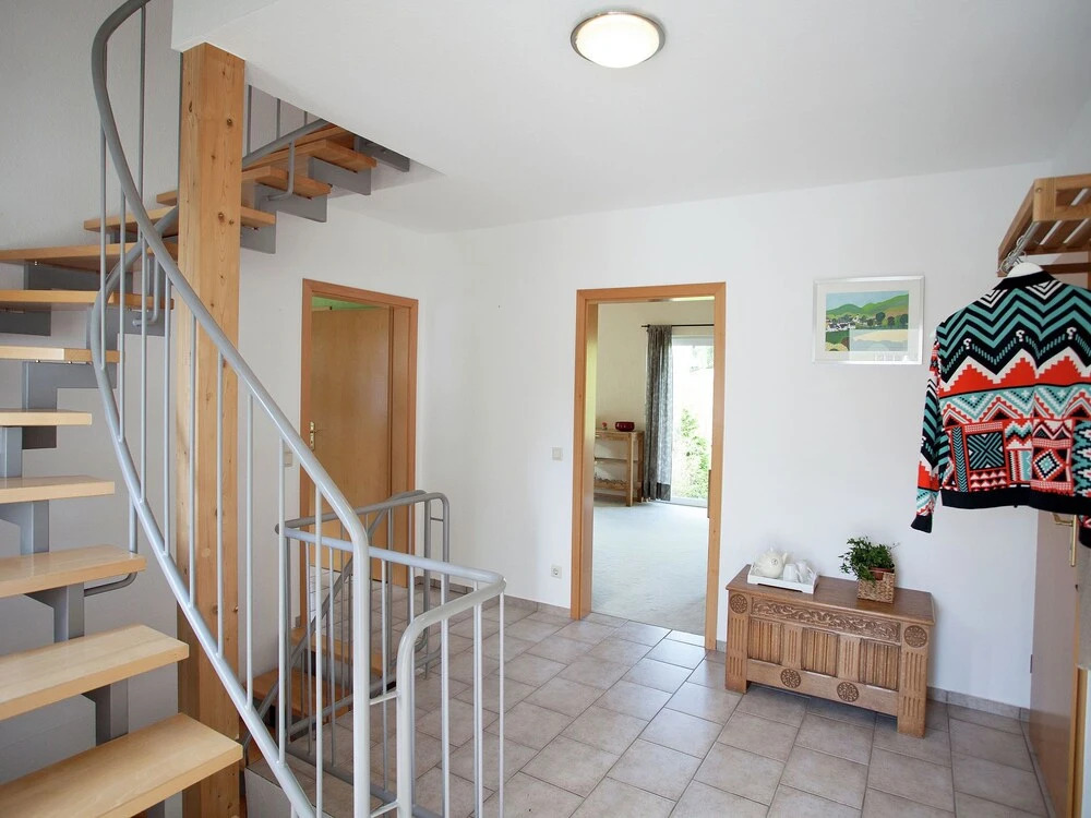 Attractive Holiday Home in Elkeringhausen with Pond