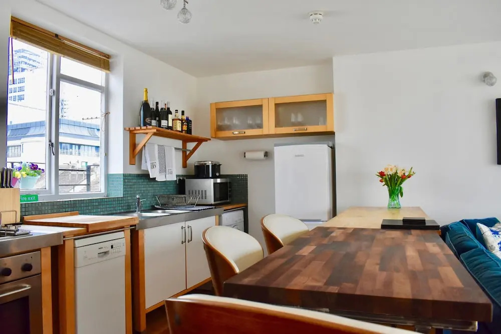 Three Bedroom Penthouse in Brighton